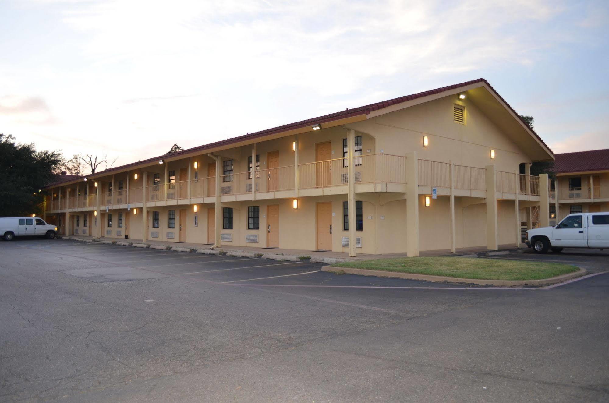 The Grand By Capital O Texarkana I-30 Exterior foto